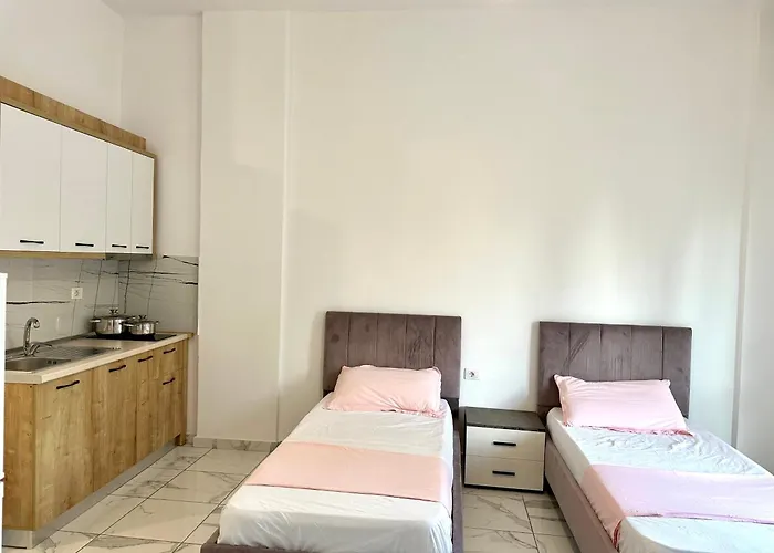 Shell Hom Golem (Tirana)